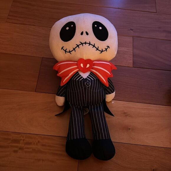 NWT Disney Valentines Day Nightmare Before Christmas 17 in Jack and Sally Plush - Picture 5 of 7